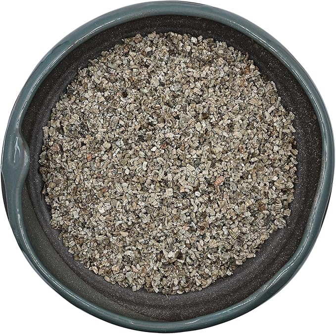 10QT Horticultural Vermiculite Bulk, Organic Vermiculite for Plants, Course Grade Vermiculite for Gardening, for houseplants, for Mushrooms, to Maintain Soil Moisture and Plant Growth(5-8mm)-BloomoryGarden